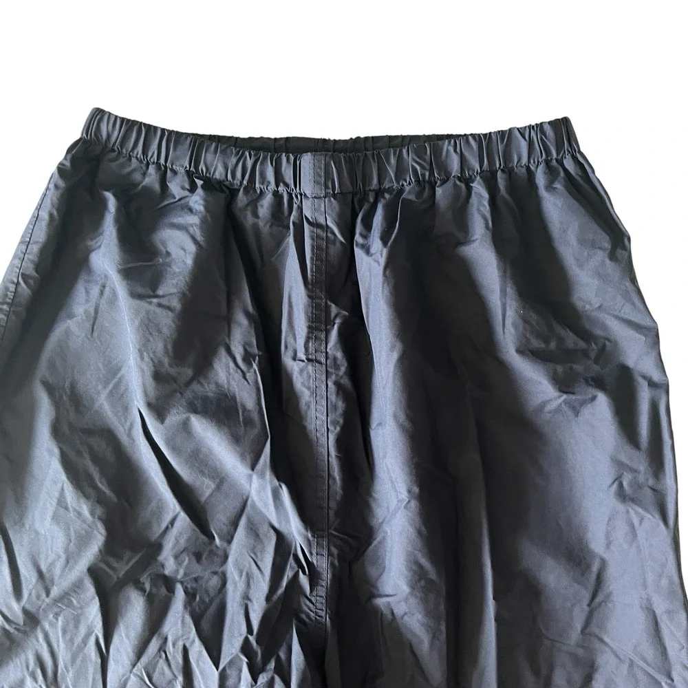 Coleman Men's Size M Windpants Mesh Lining Navy Blue Snaps‎ Drawstring
